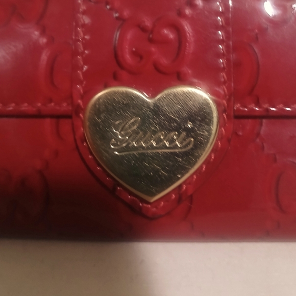 EUC Gucci Key Holder - Picture 2 of 13